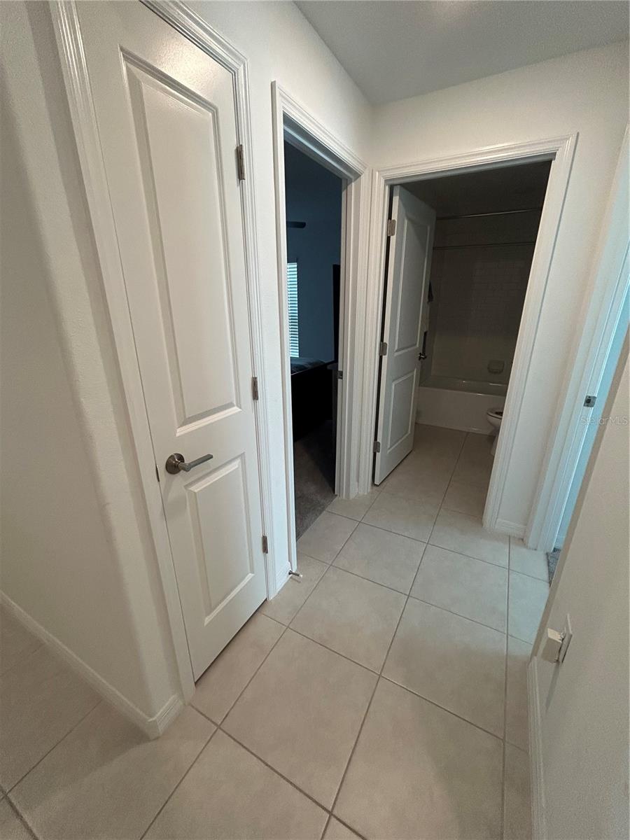 1923 YELLOW TRL, LAKELAND, FL, 33801