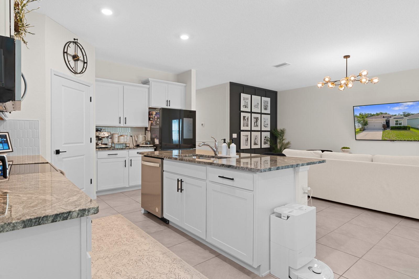 8362 WHEAT STONE DR, ZEPHYRHILLS, FL, 33540