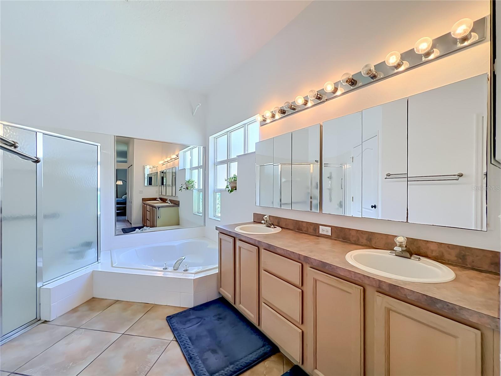 2125 EMERALD GREEN CIR, OVIEDO, FL, 32765