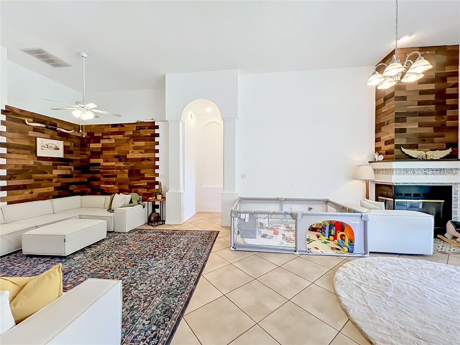 2125 EMERALD GREEN CIR, OVIEDO, FL, 32765