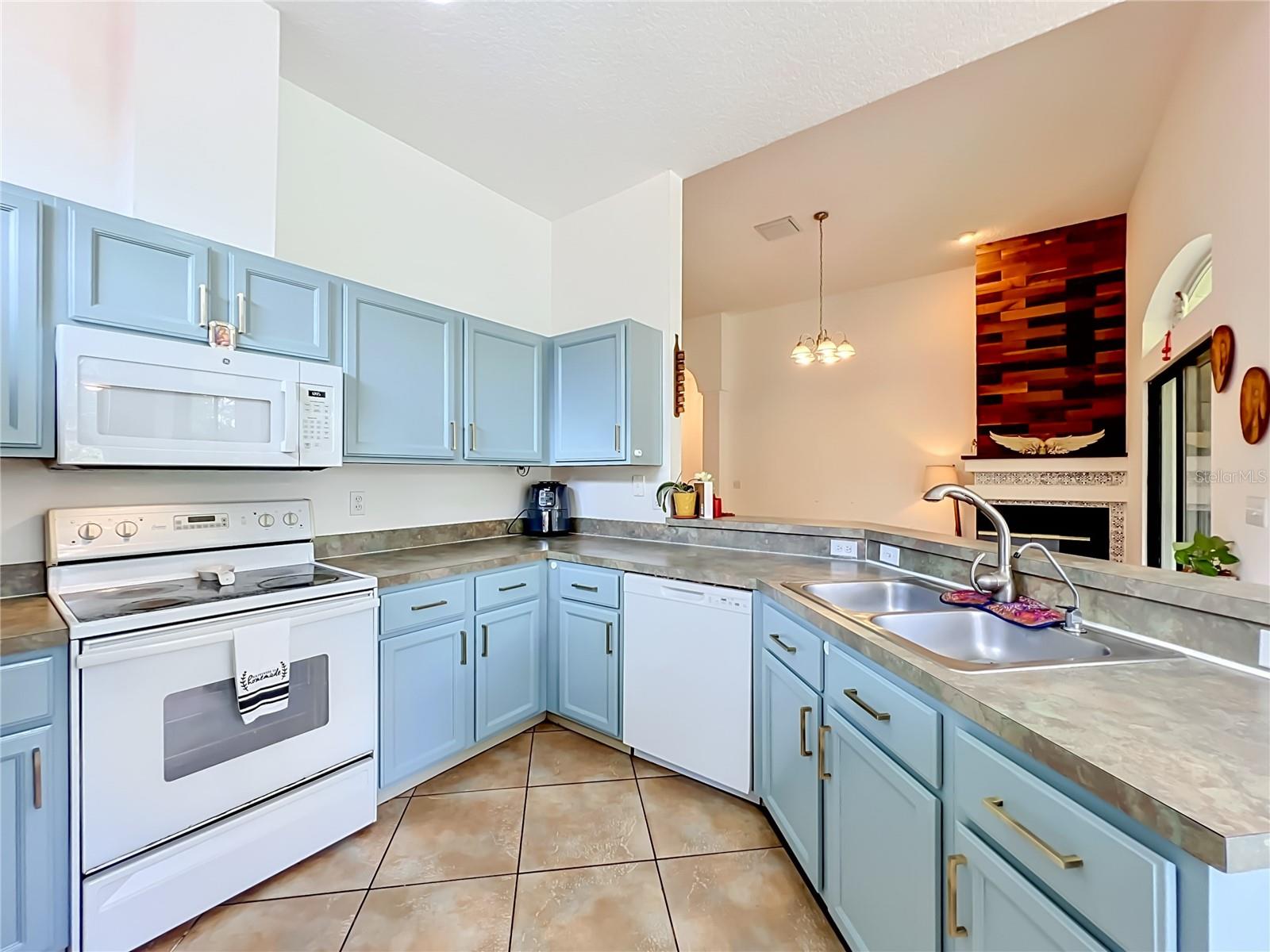 2125 EMERALD GREEN CIR, OVIEDO, FL, 32765