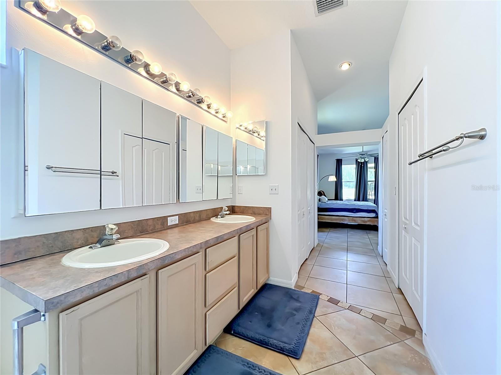 2125 EMERALD GREEN CIR, OVIEDO, FL, 32765