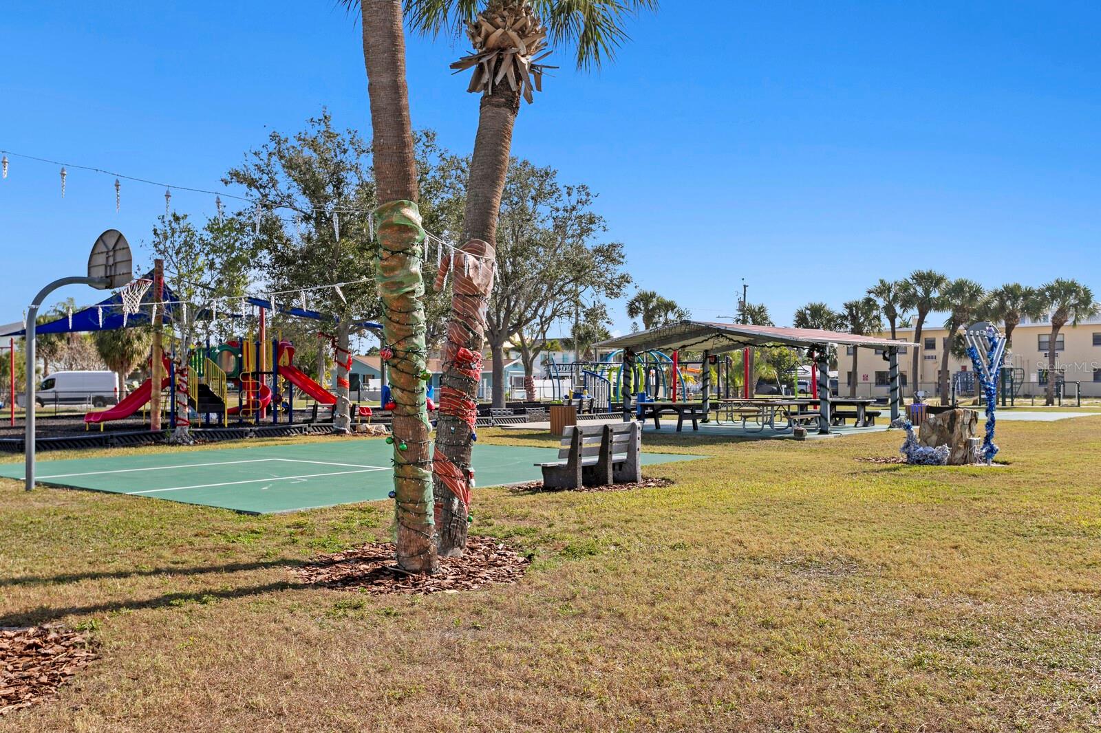 16332 GULF BLVD #3B, REDINGTON BEACH, FL, 33708