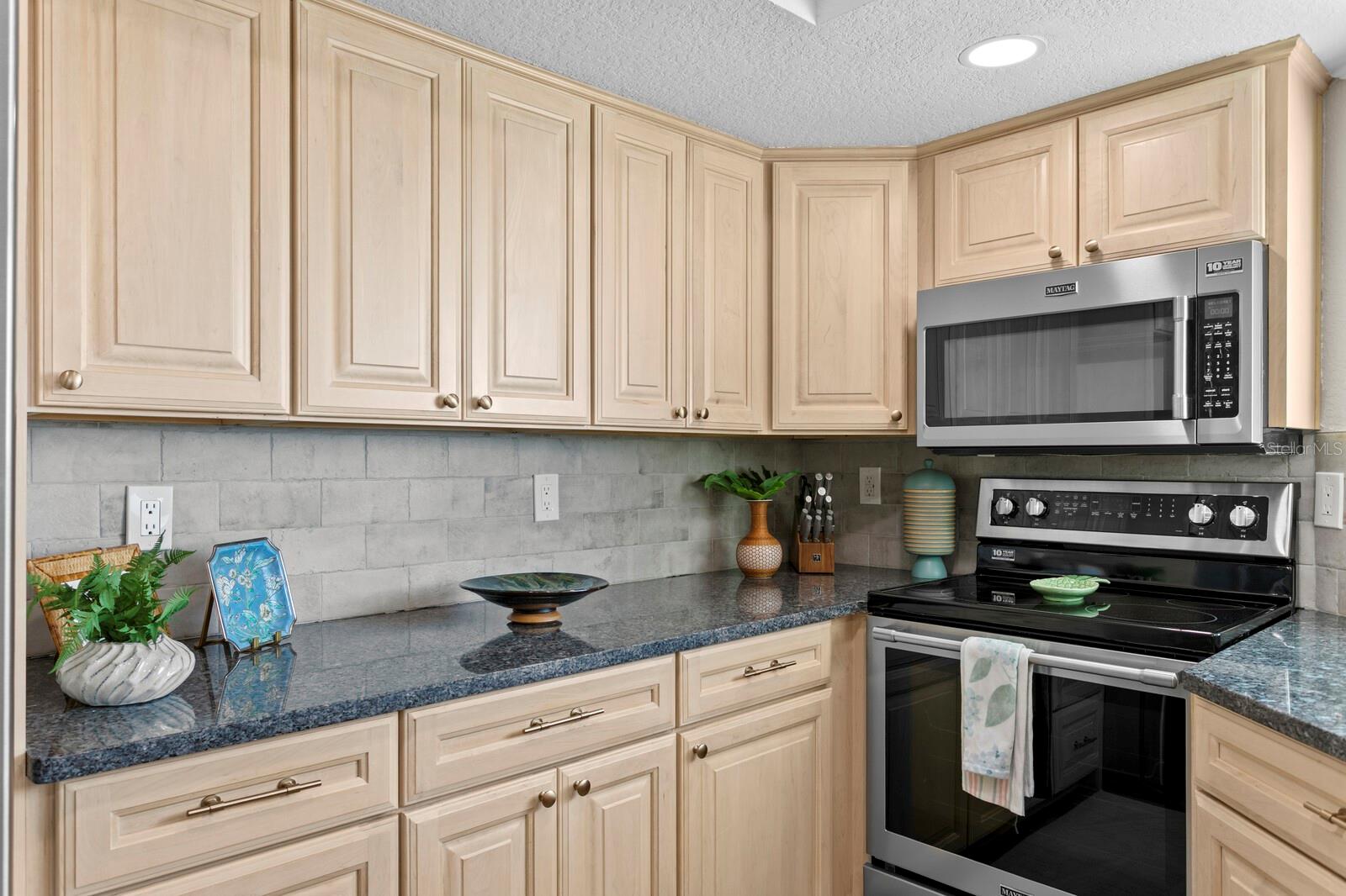 16332 GULF BLVD #3B, REDINGTON BEACH, FL, 33708