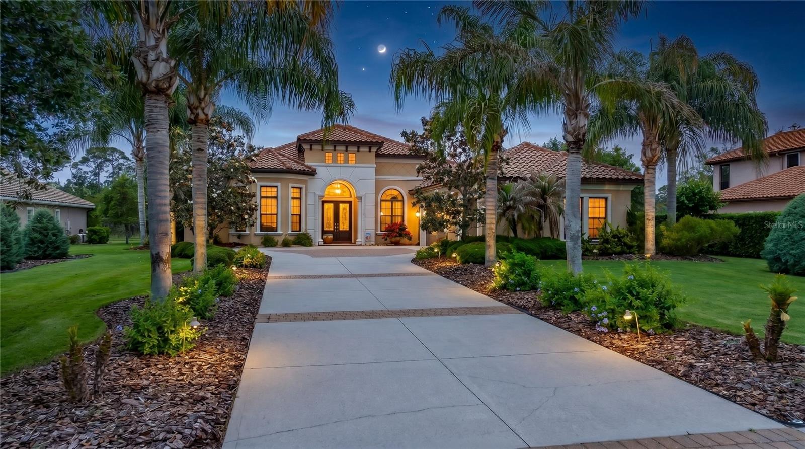 204 WILLOW OAK WAY, PALM COAST, FL, 32137