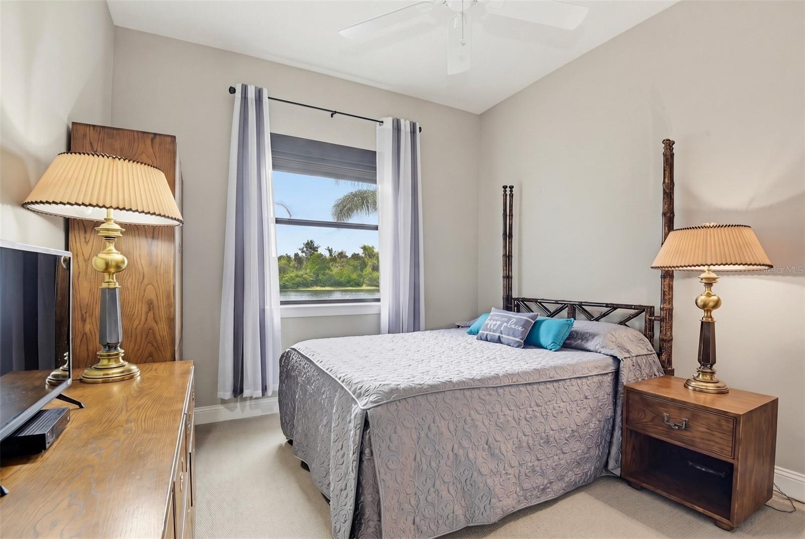 204 WILLOW OAK WAY, PALM COAST, FL, 32137