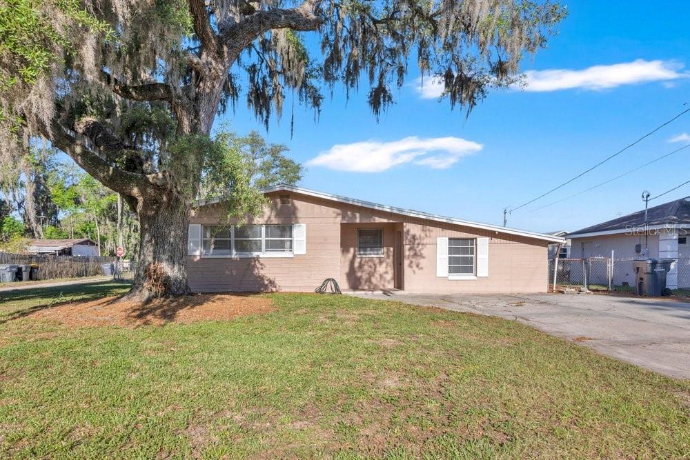 218 DENNIS AVE, WINTER HAVEN, FL, 33880