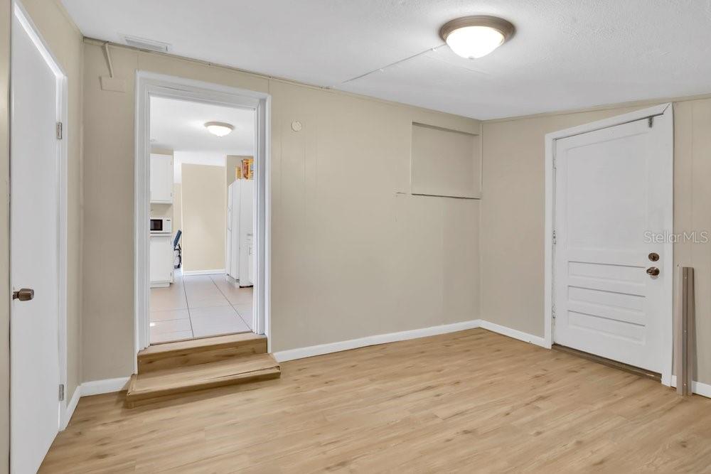 218 DENNIS AVE, WINTER HAVEN, FL, 33880