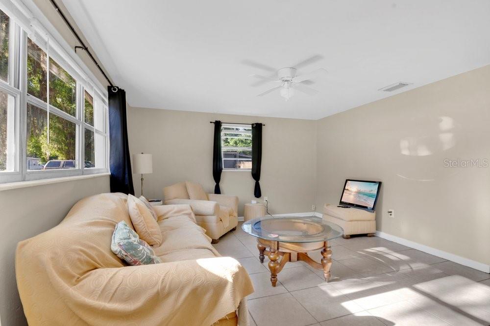 218 DENNIS AVE, WINTER HAVEN, FL, 33880