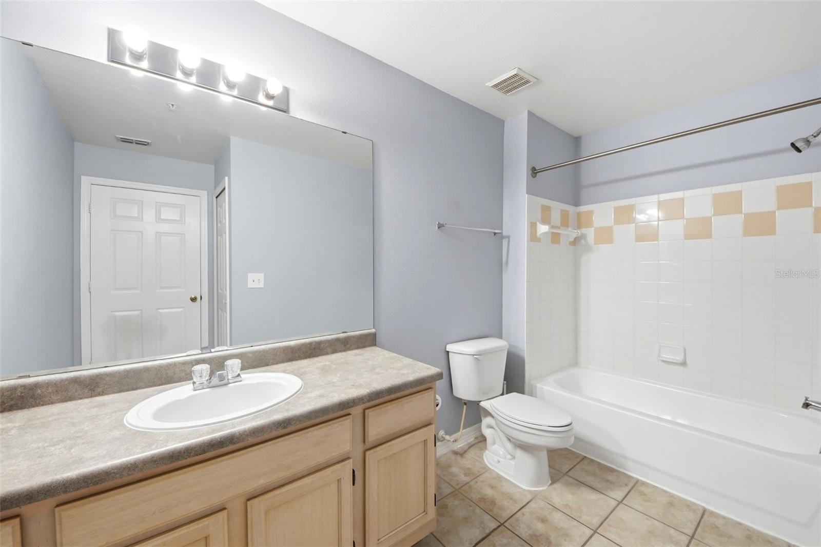 3364 WESTCHESTER SQUARE BLVD #202, ORLANDO, FL, 32835