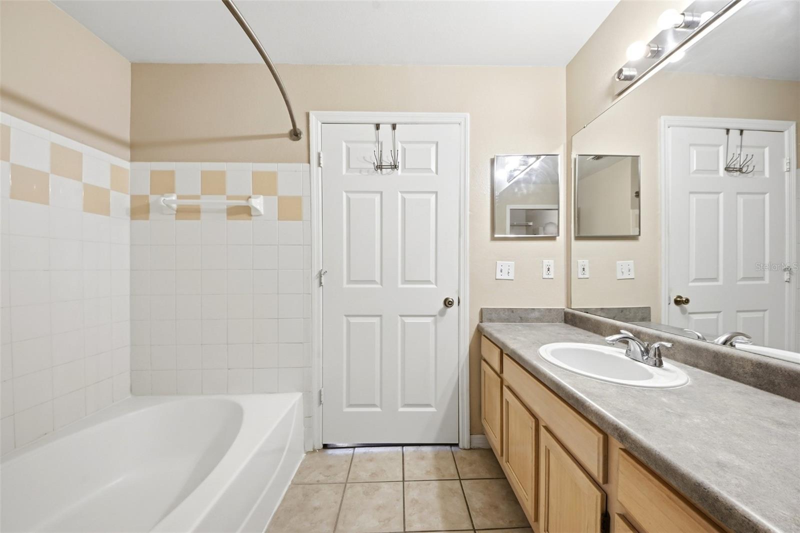 3364 WESTCHESTER SQUARE BLVD #202, ORLANDO, FL, 32835