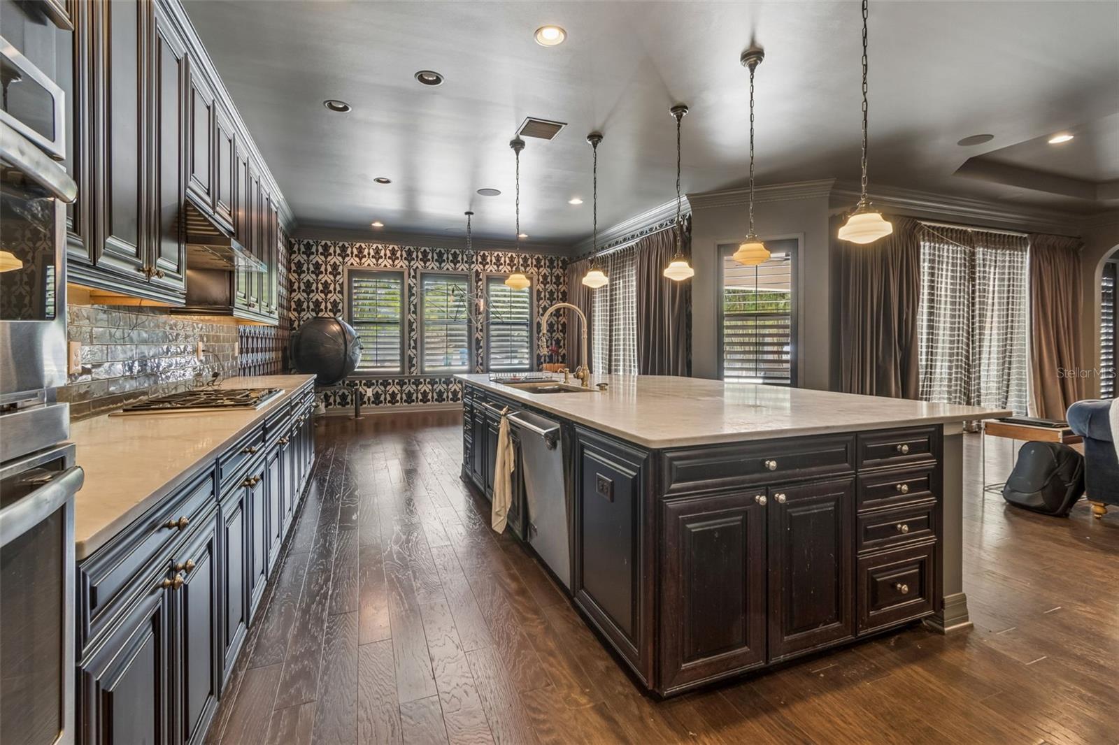 14320 AVON FARMS DR, TAMPA, FL, 33618