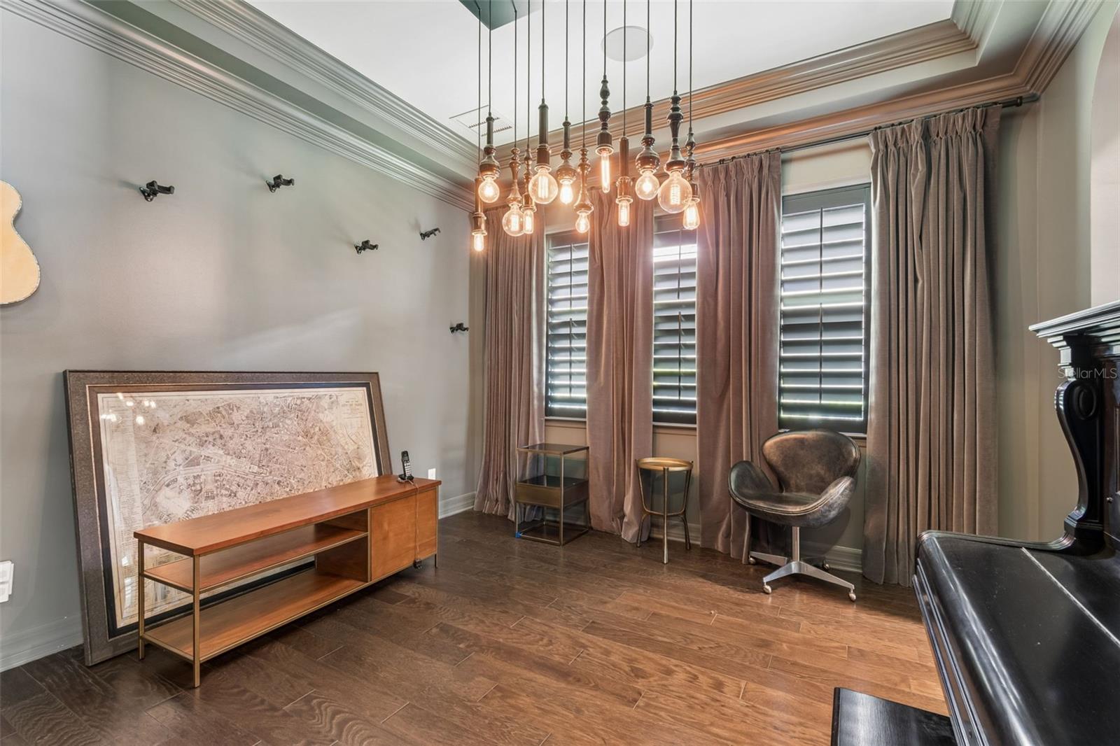 14320 AVON FARMS DR, TAMPA, FL, 33618