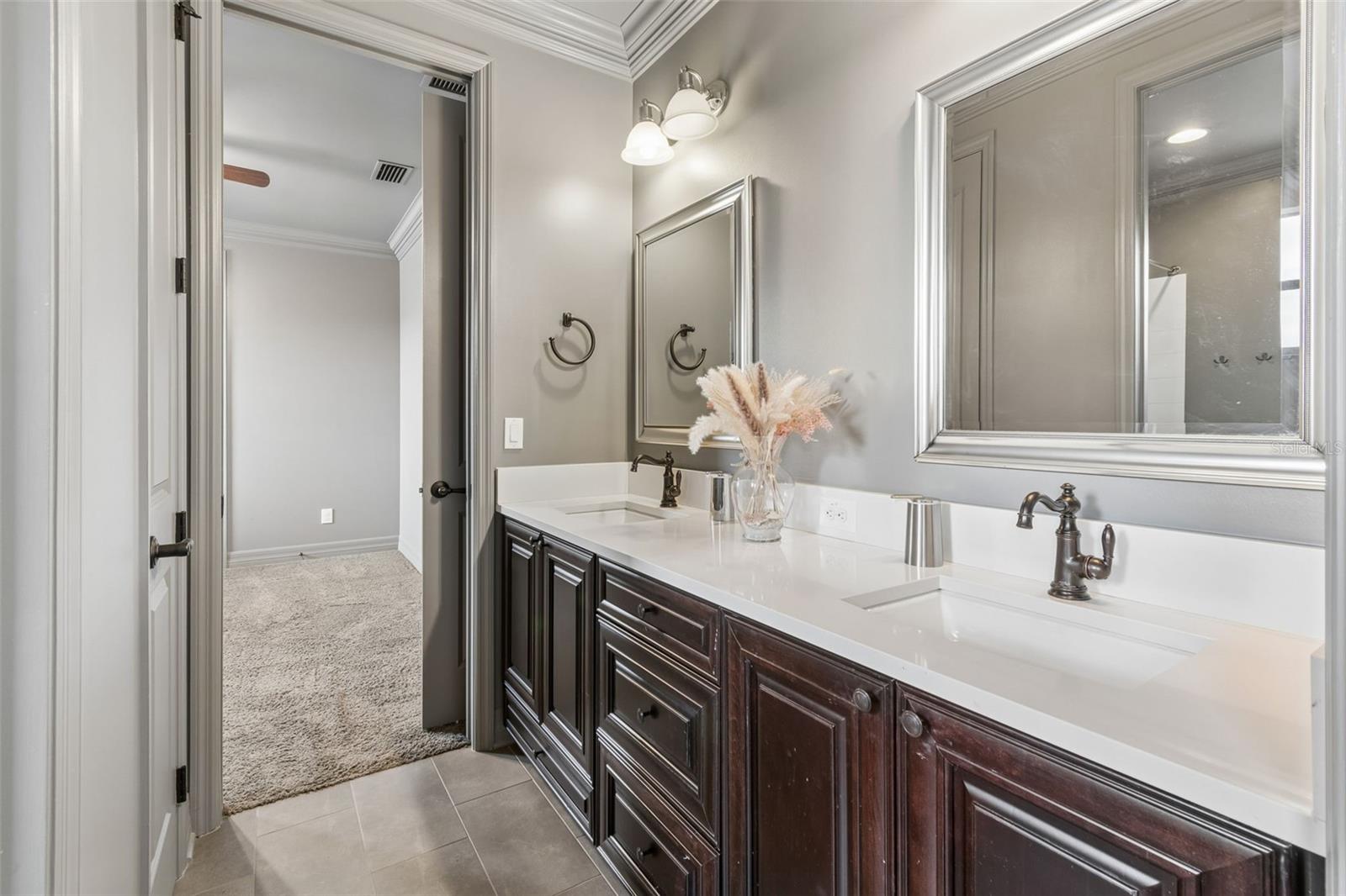 14320 AVON FARMS DR, TAMPA, FL, 33618