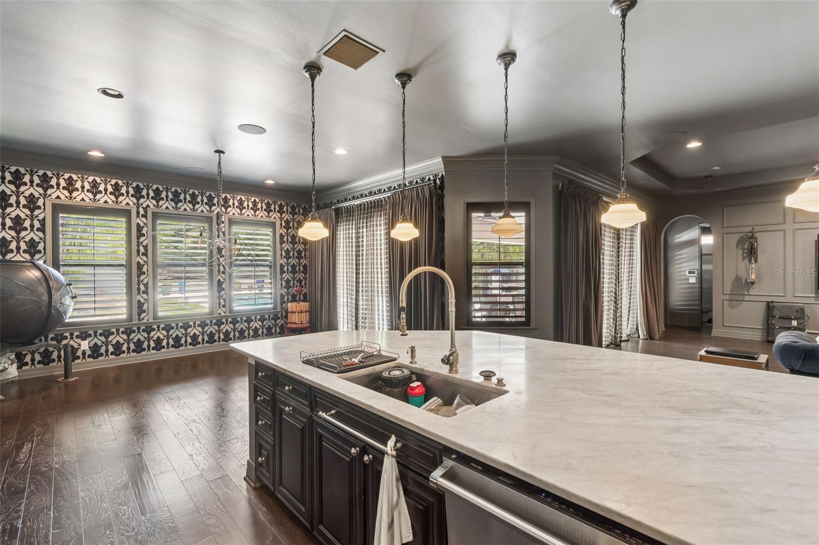 14320 AVON FARMS DR, TAMPA, FL, 33618