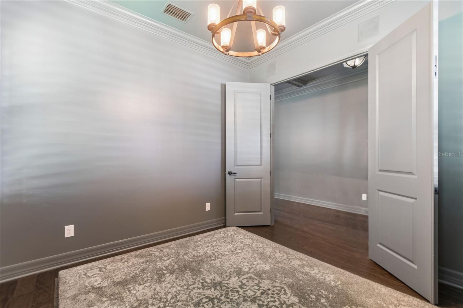 14320 AVON FARMS DR, TAMPA, FL, 33618