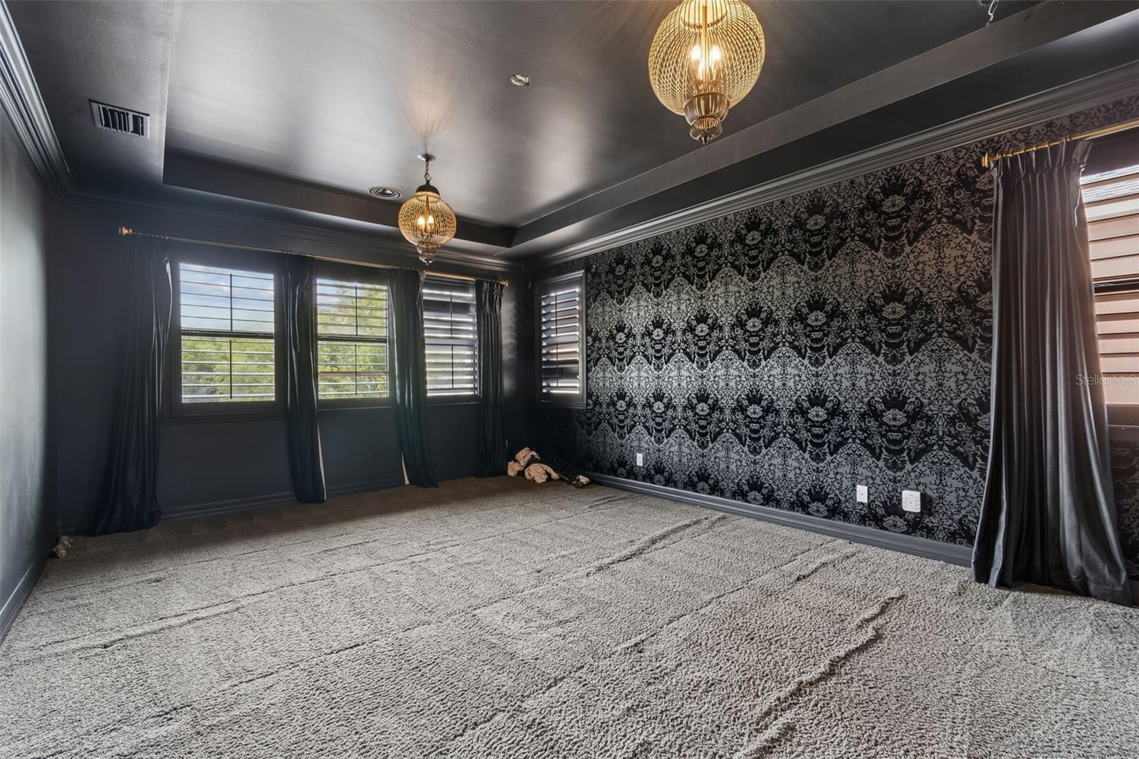 14320 AVON FARMS DR, TAMPA, FL, 33618