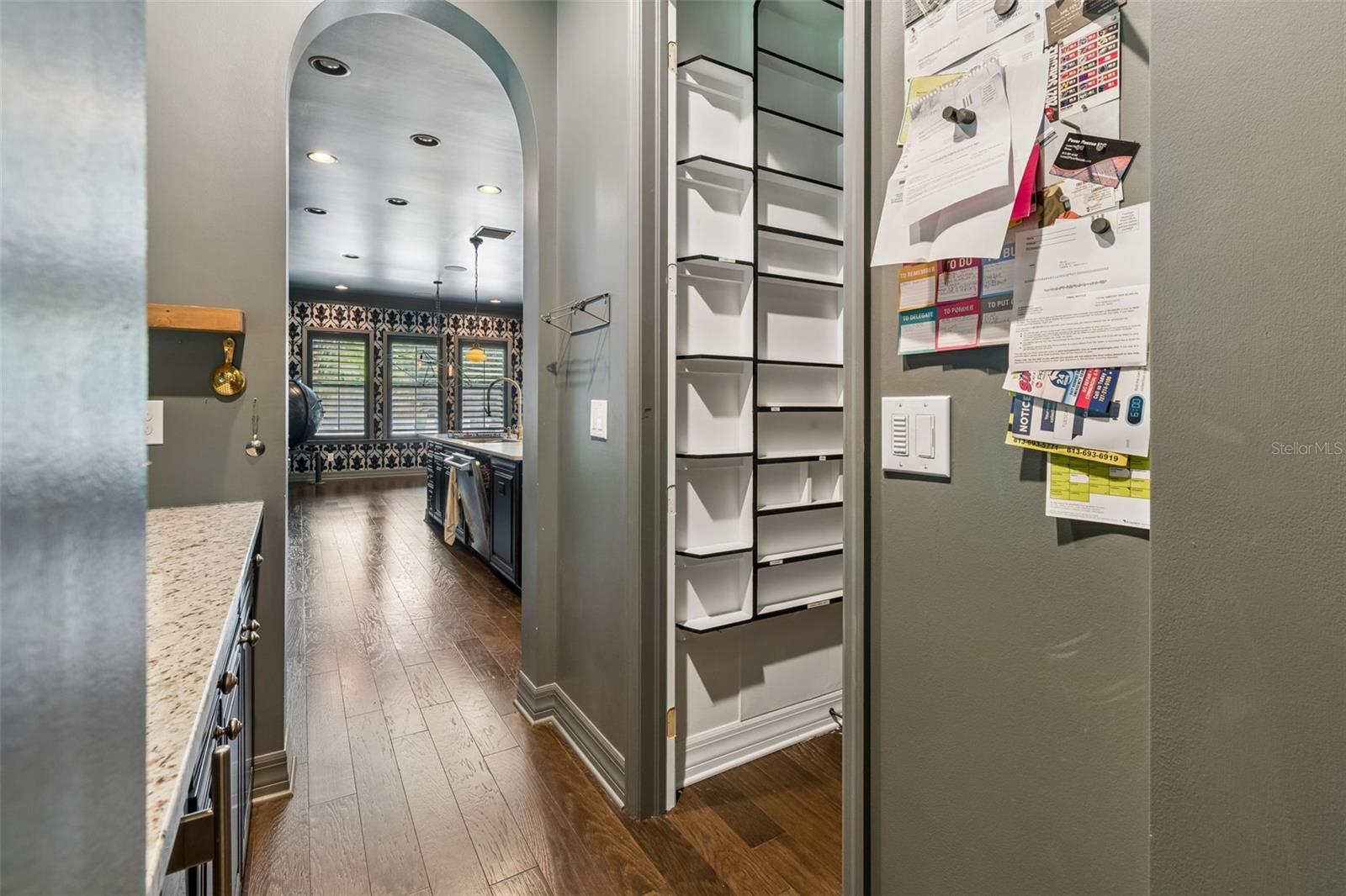 14320 AVON FARMS DR, TAMPA, FL, 33618