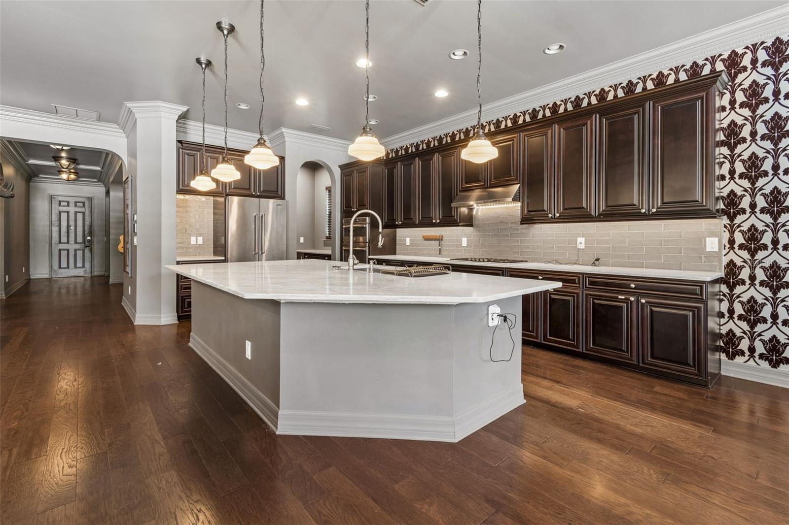 14320 AVON FARMS DR, TAMPA, FL, 33618