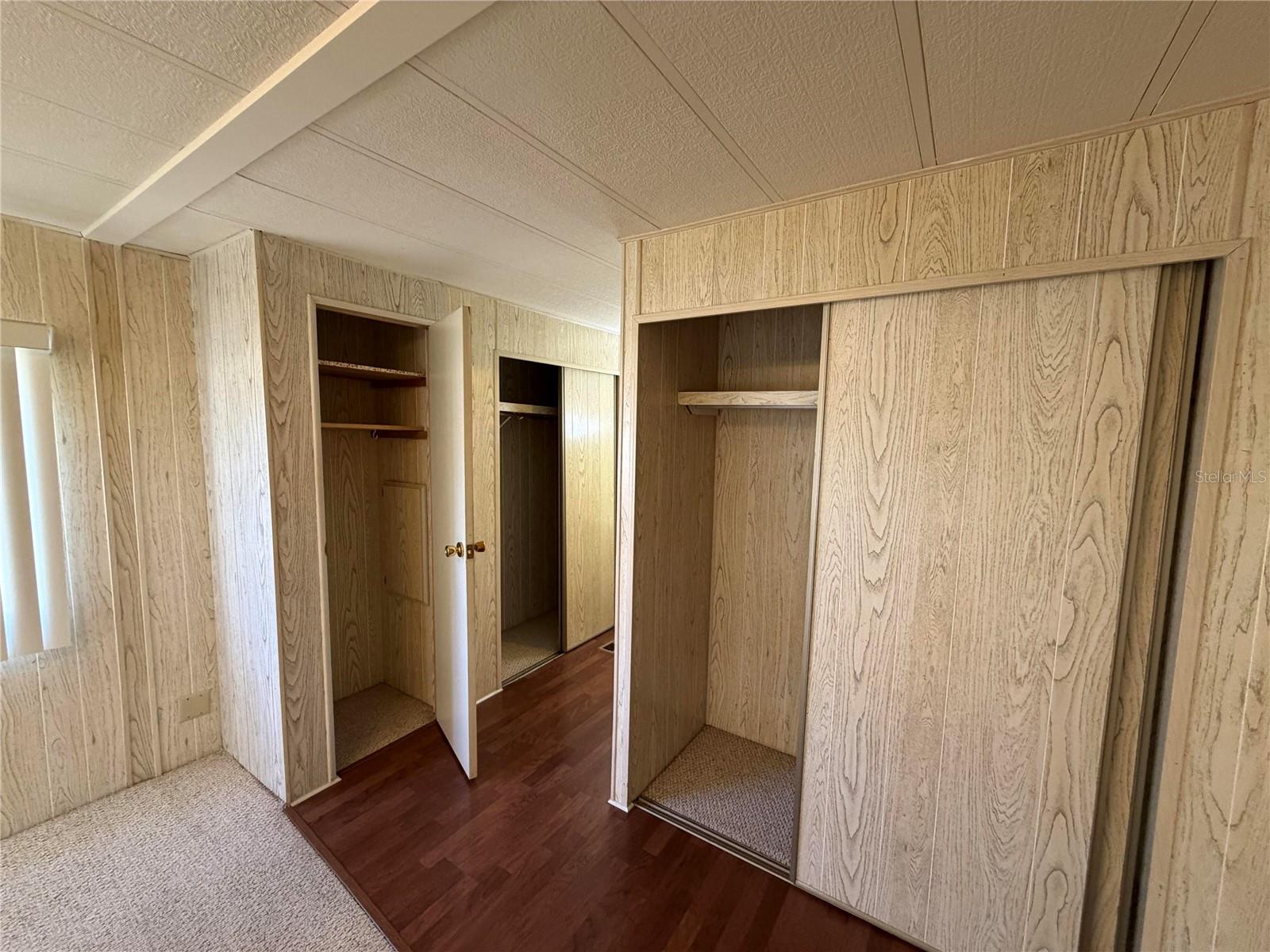 930 TARRSON BLVD, LADY LAKE, FL, 32159