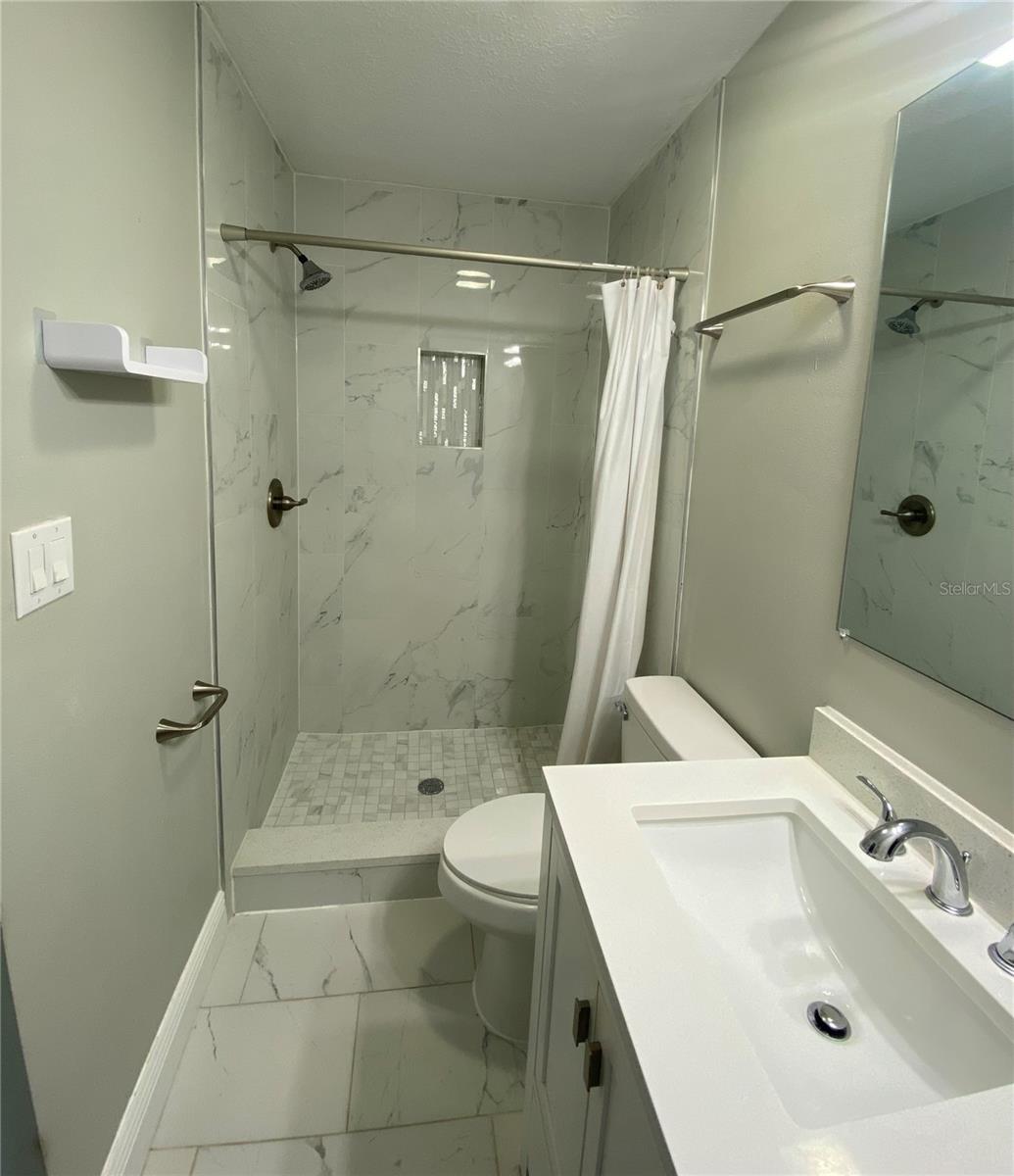 7014 GLENVIEW DR, TAMPA, FL, 33619