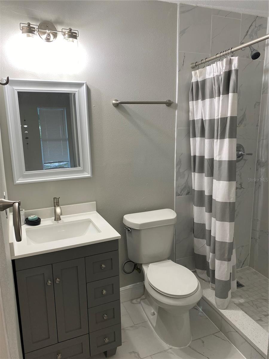 7014 GLENVIEW DR, TAMPA, FL, 33619