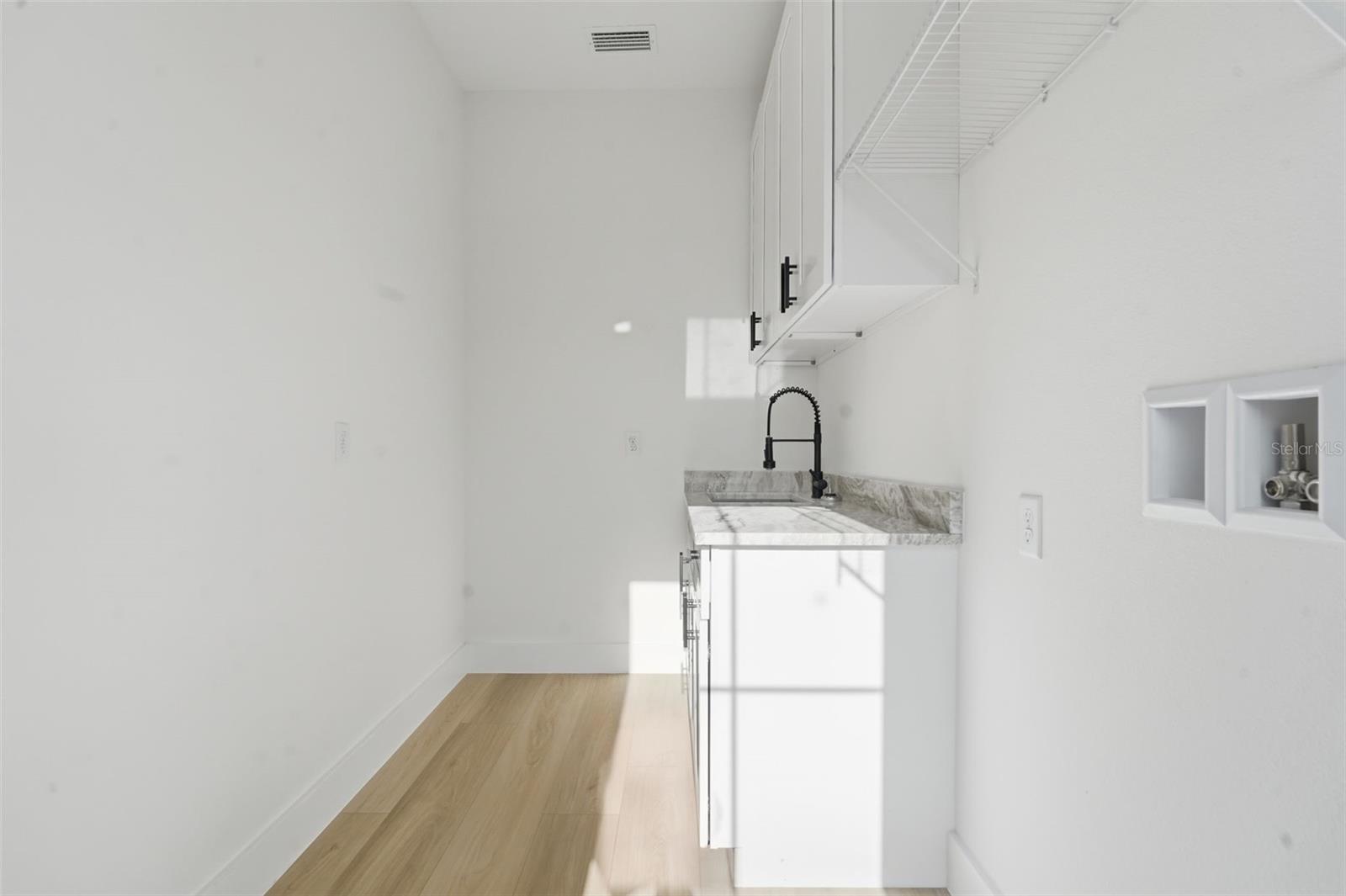 1907 MAE ST, ORLANDO, FL, 32806