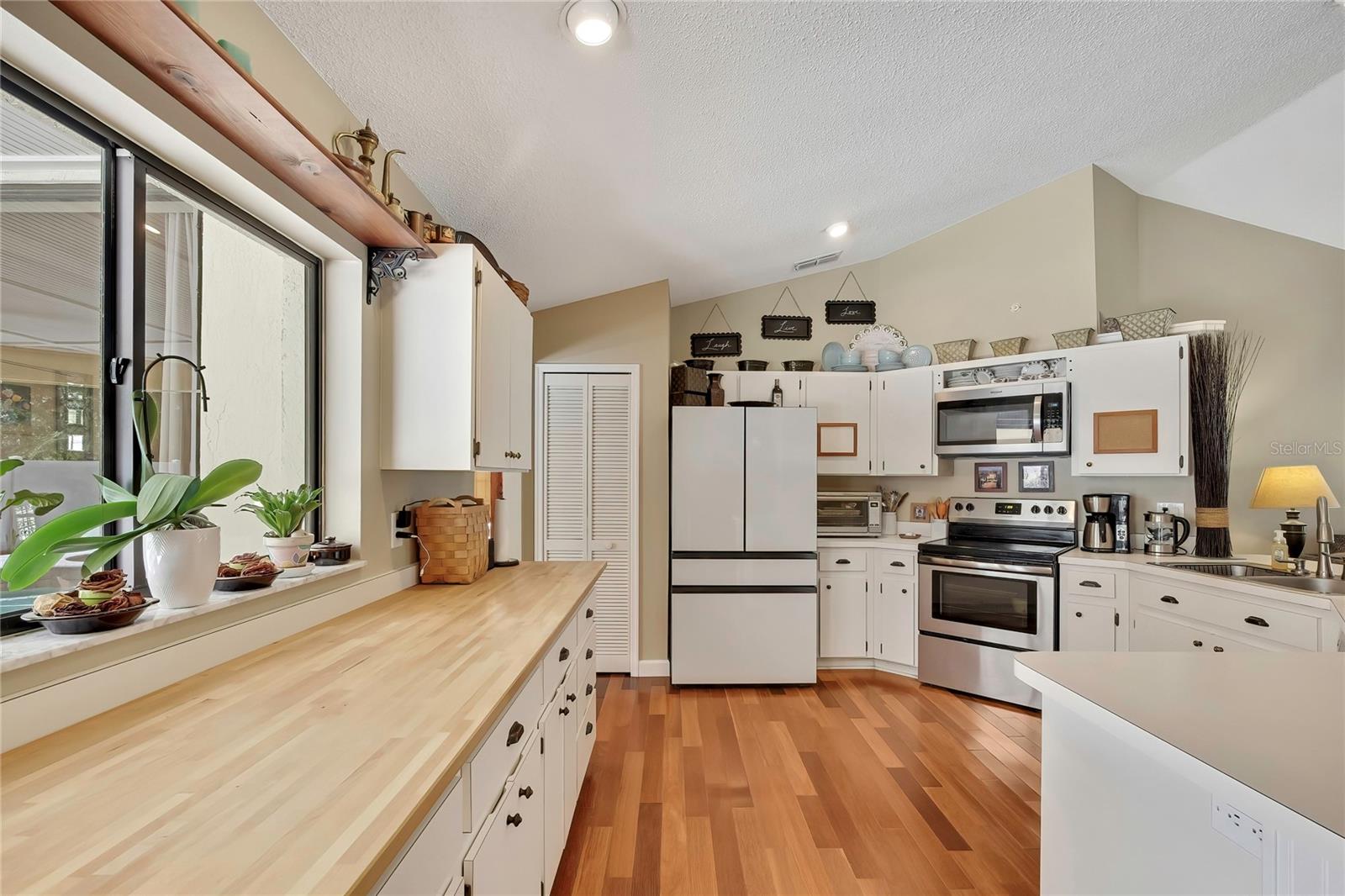 9304 ROCKROSE DR, TAMPA, FL, 33647