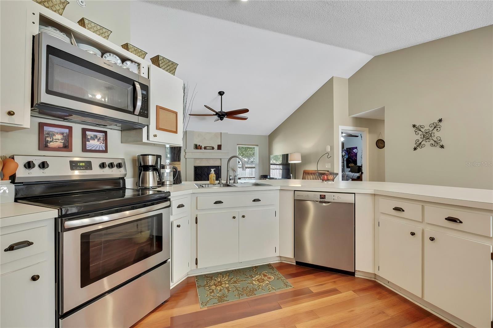 9304 ROCKROSE DR, TAMPA, FL, 33647