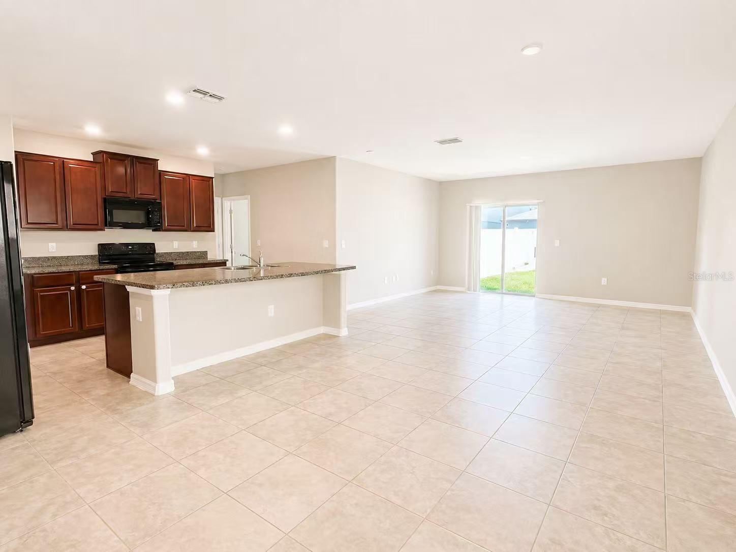 7406 ROSY PERIWINKLE CT, TAMPA, FL, 33619