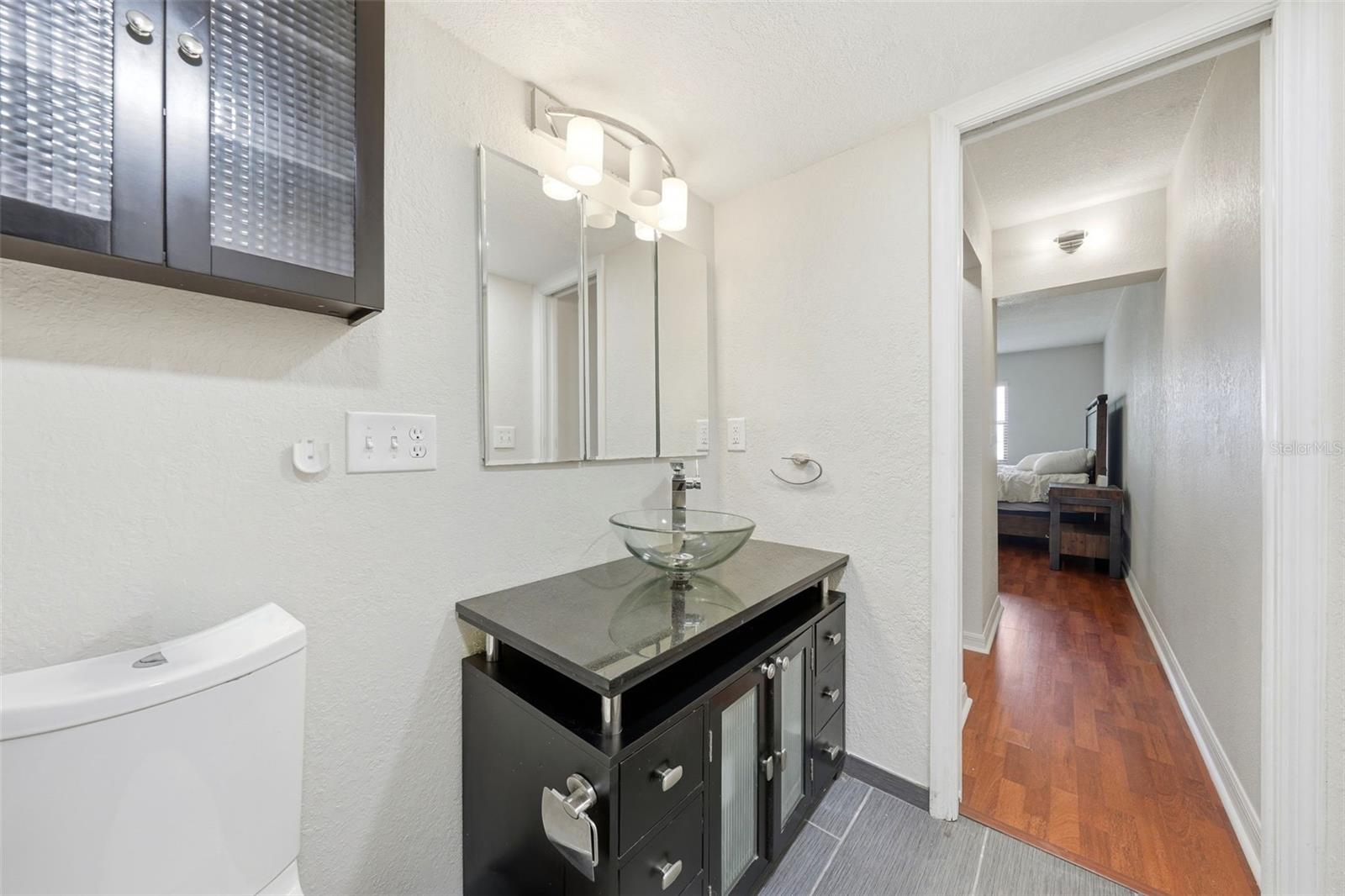 100 E OAK TERRACE DR #B2, LEESBURG, FL, 34748