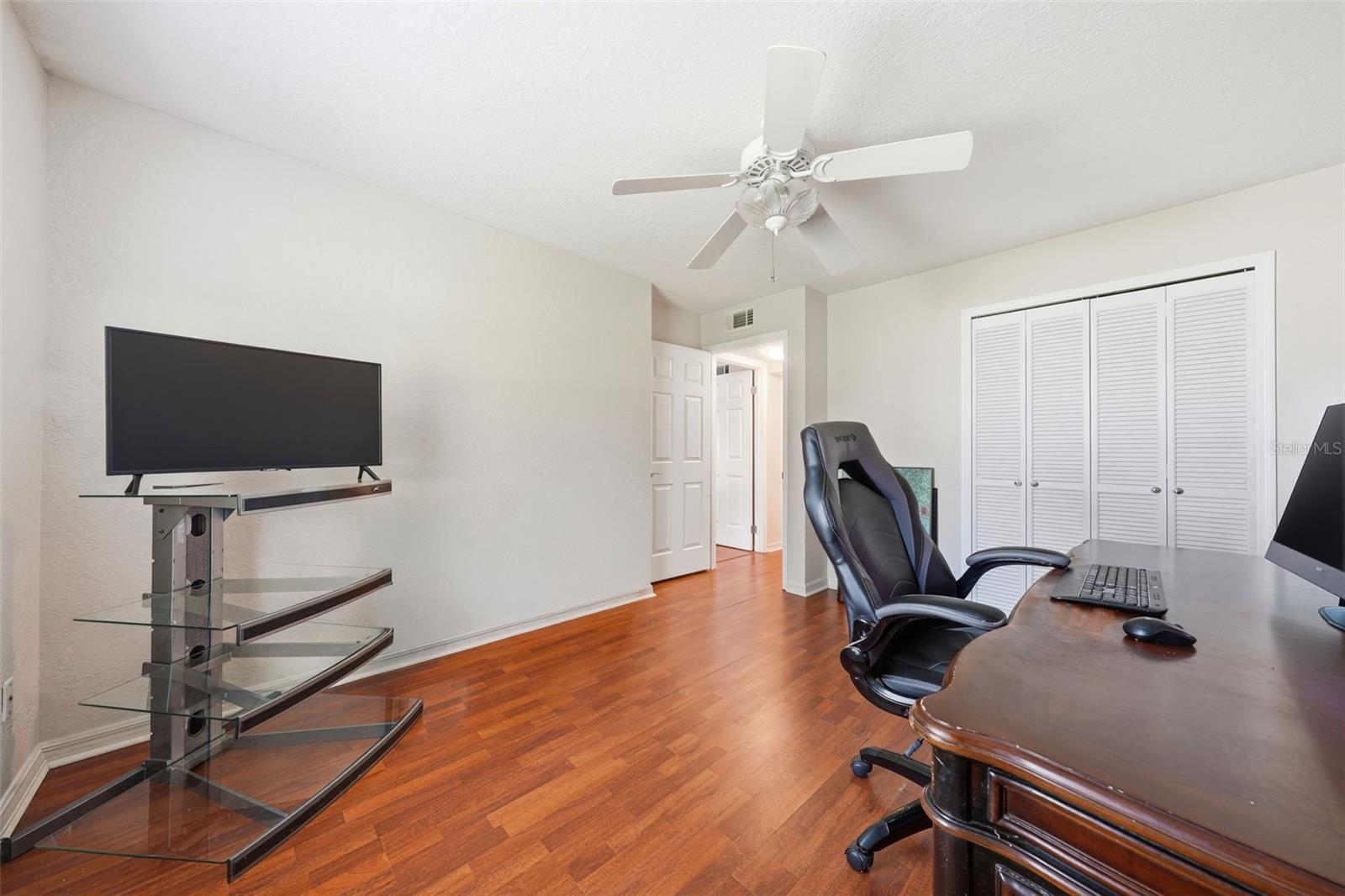 100 E OAK TERRACE DR #B2, LEESBURG, FL, 34748