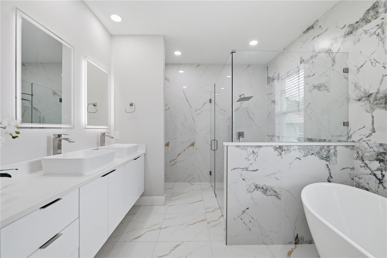 7505 N ROME AVE, TAMPA, FL, 33604