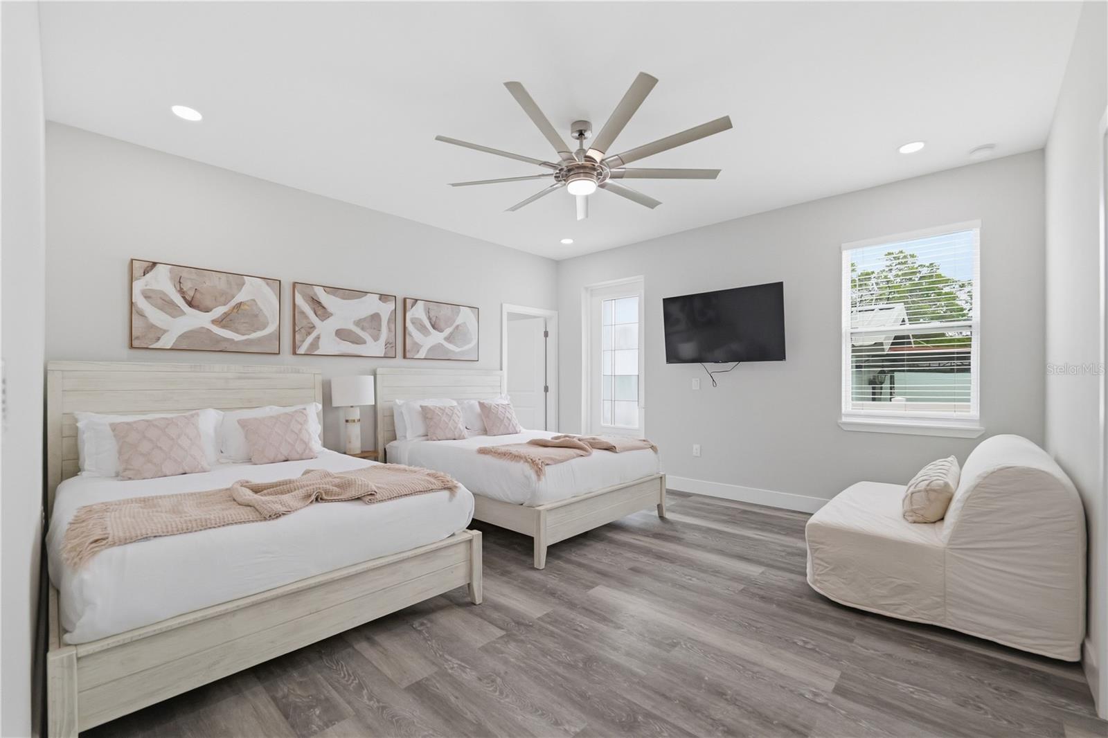 7505 N ROME AVE, TAMPA, FL, 33604