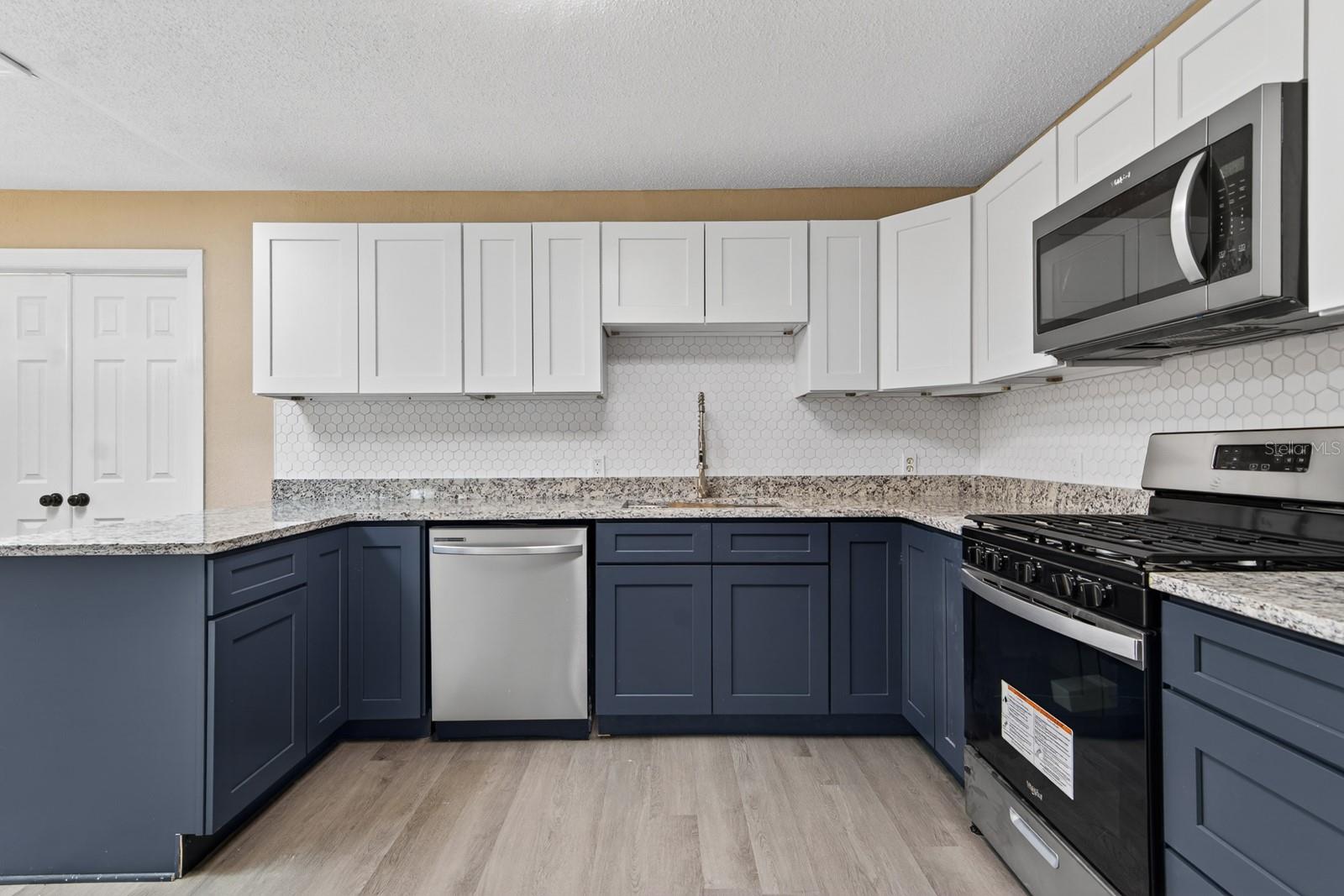 6802 LASSEN AVE, NEW PORT RICHEY, FL, 34655