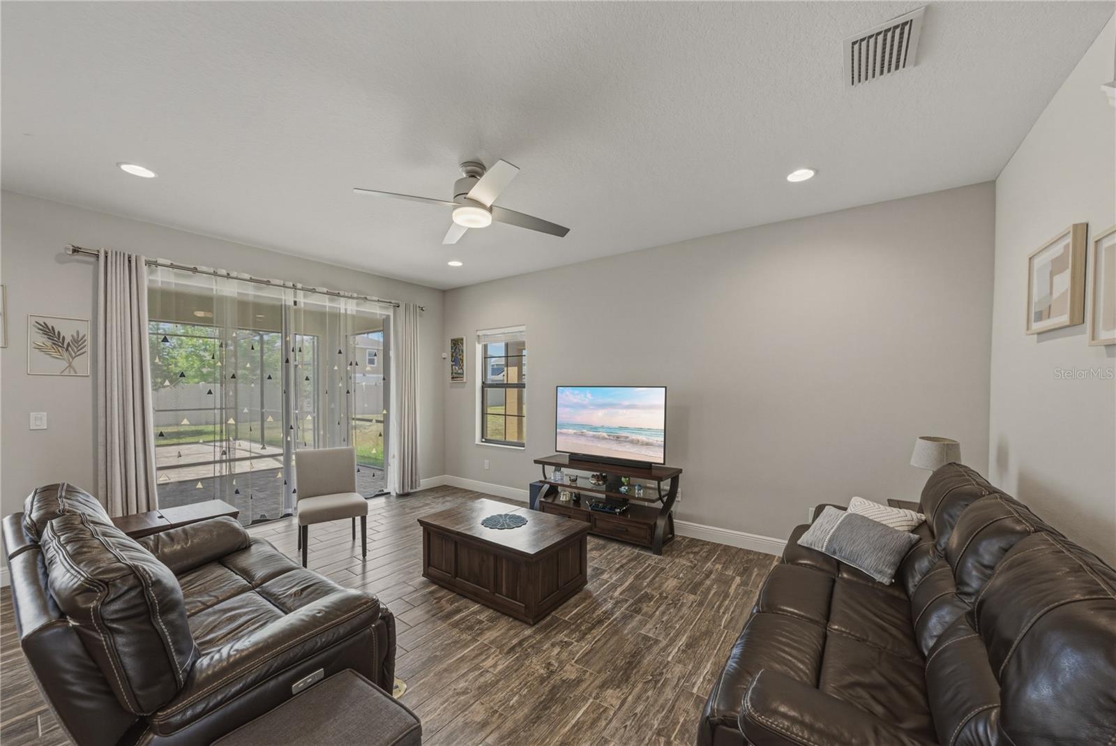 14633 RED CASTLE AVE, LITHIA, FL, 33547