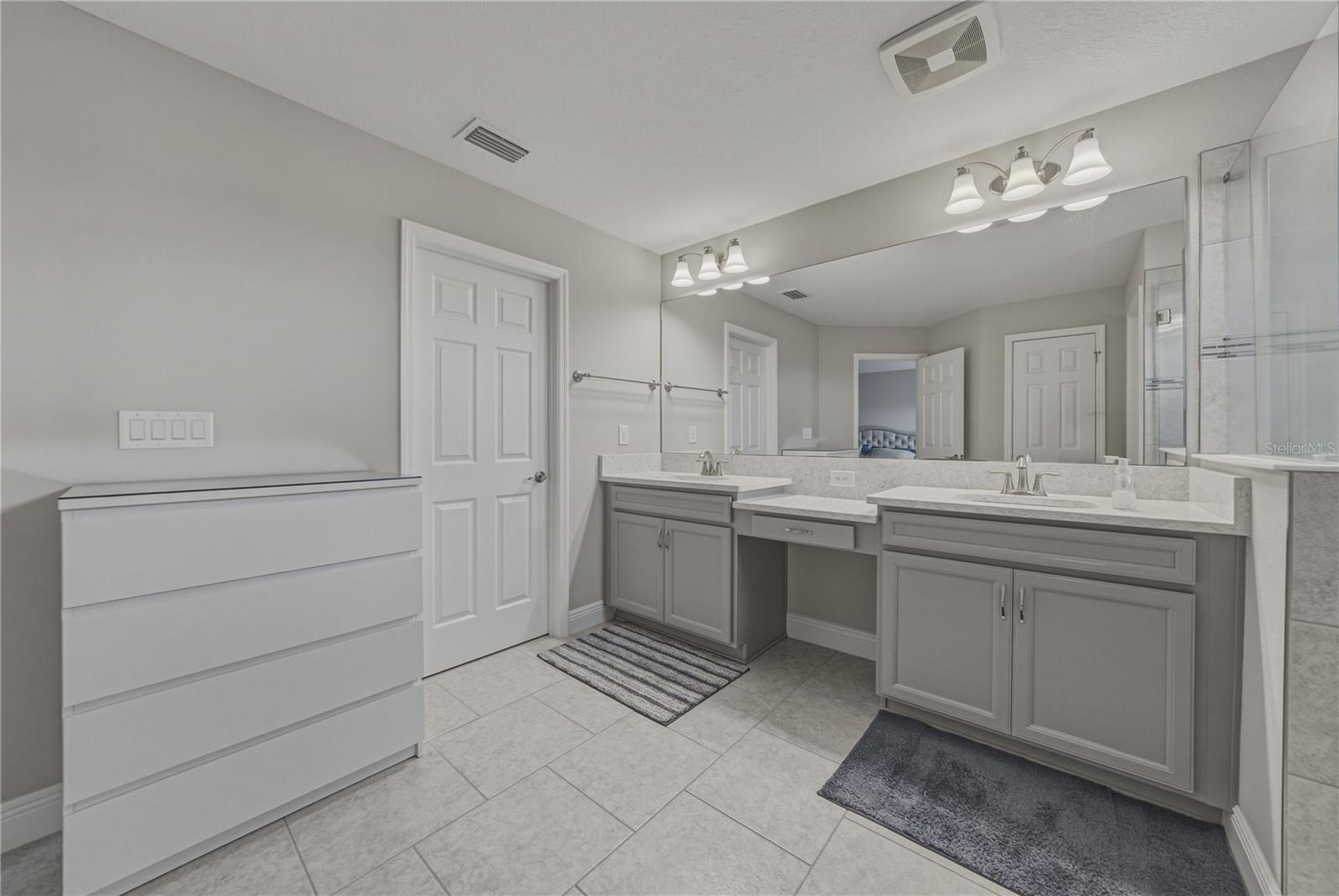 14633 RED CASTLE AVE, LITHIA, FL, 33547