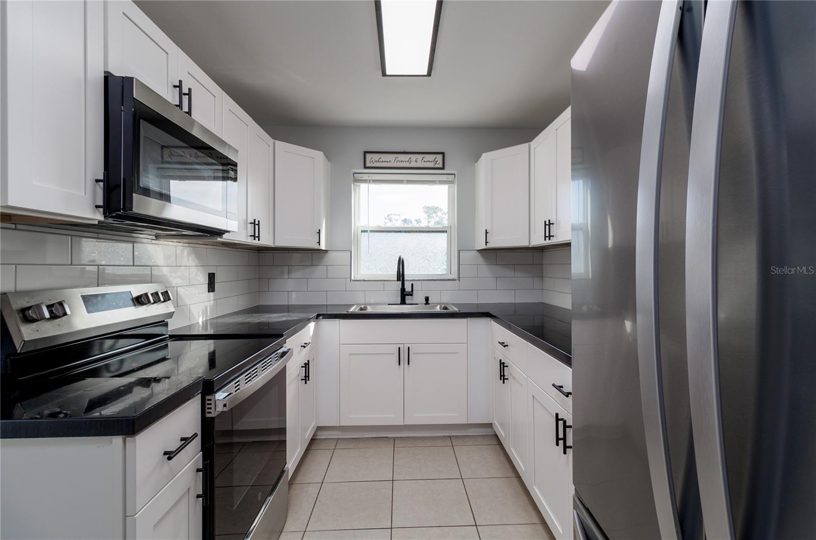 2159 FLOYD CT, PORT CHARLOTTE, FL, 33952