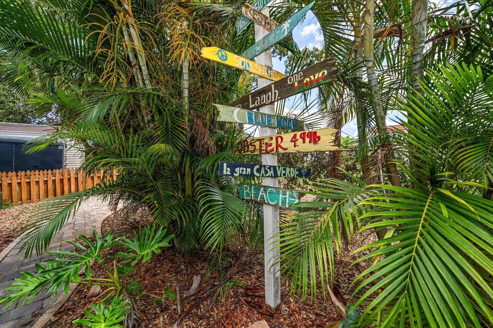 301 CEVERA DR, DUNEDIN, FL, 34698