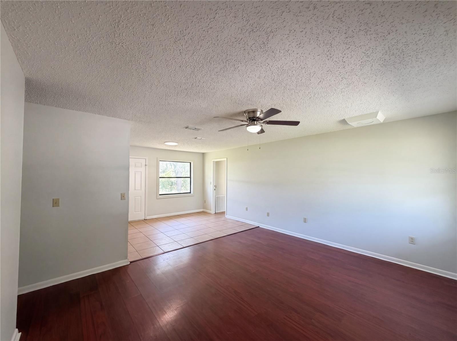 207 NE 3RD TER, WILLISTON, FL, 32696