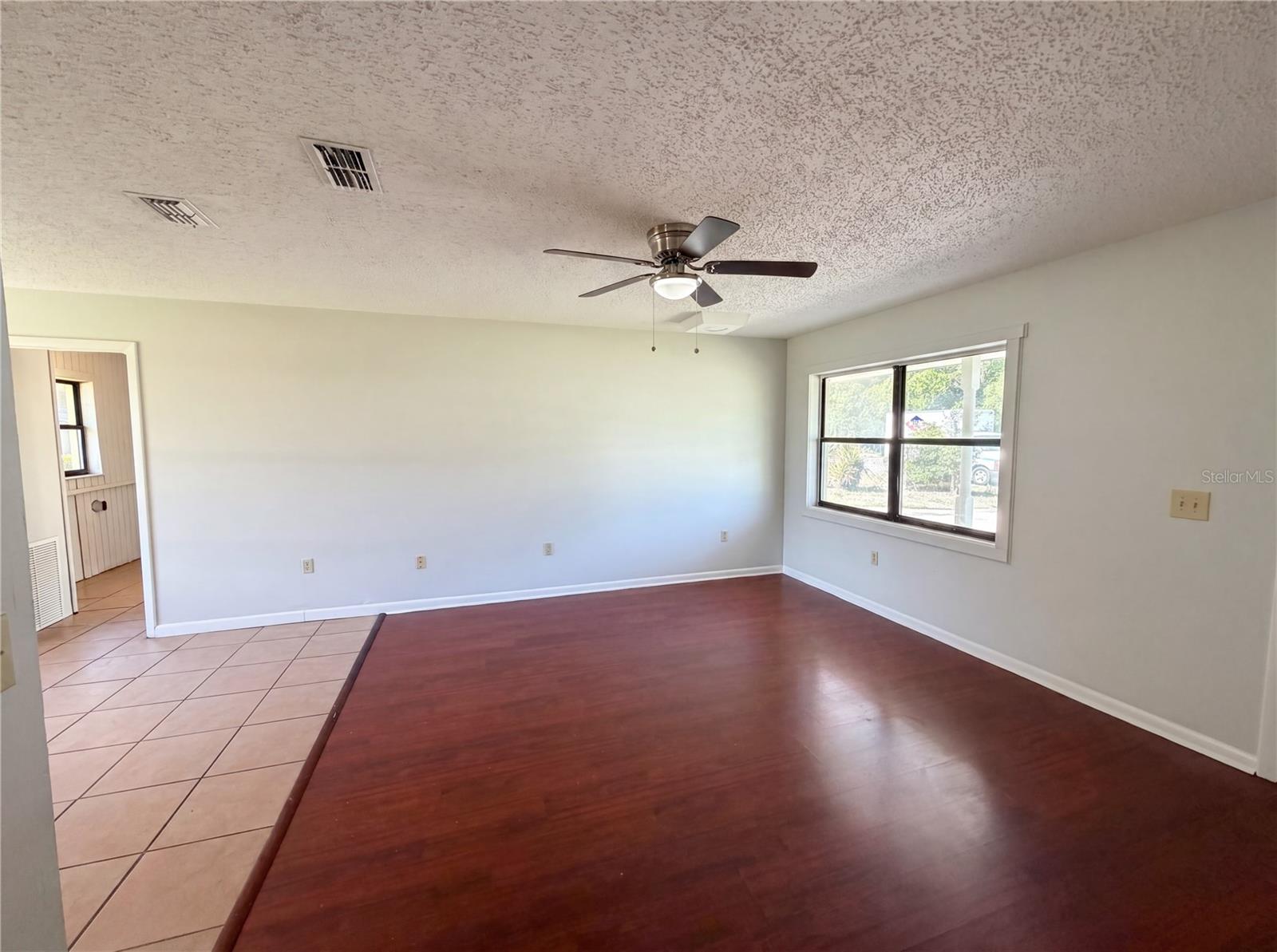 207 NE 3RD TER, WILLISTON, FL, 32696