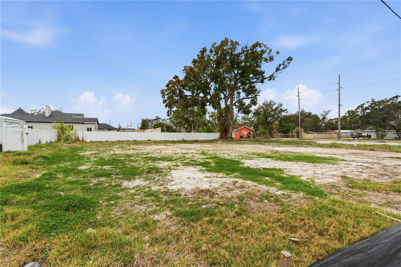 2405 DAVIS ST #Model #B, TAMPA, FL, 33605