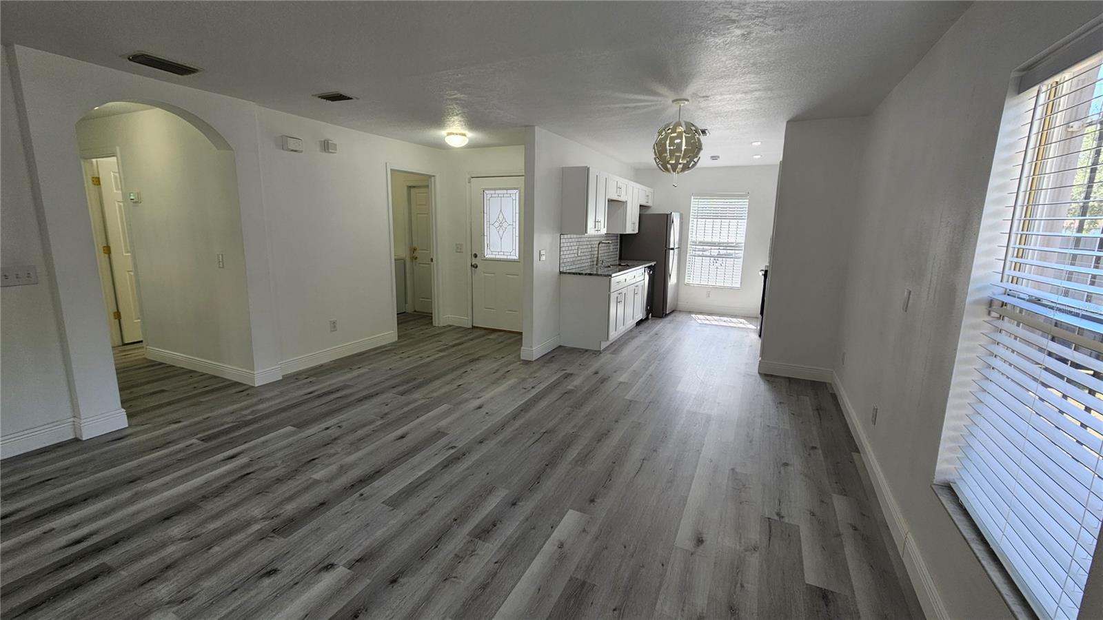 8725 N 13TH ST, TAMPA, FL, 33604