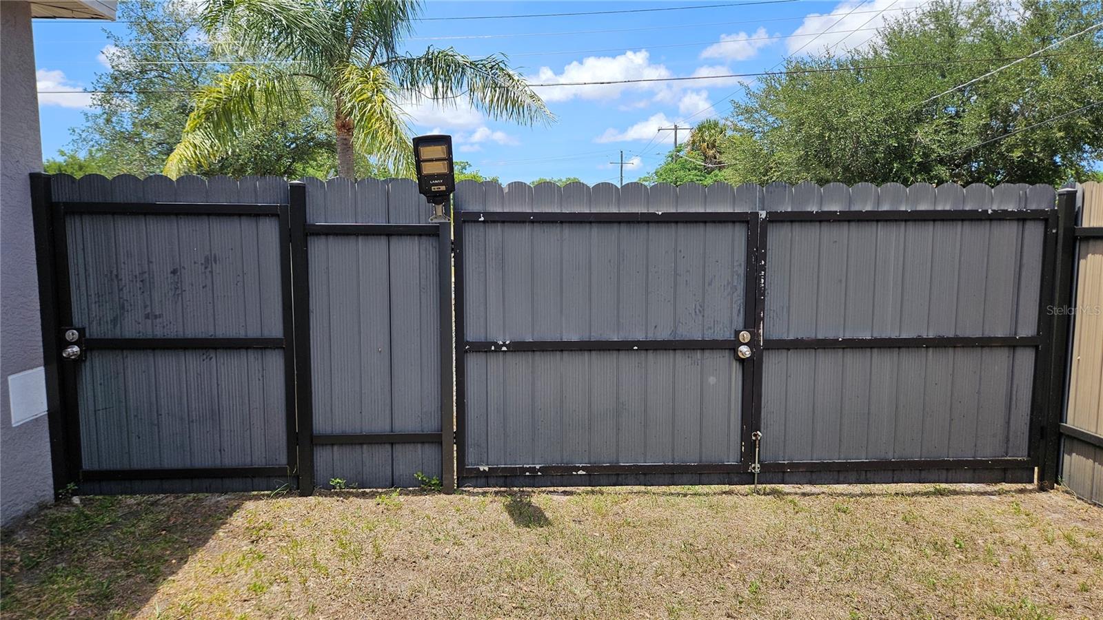 8725 N 13TH ST, TAMPA, FL, 33604