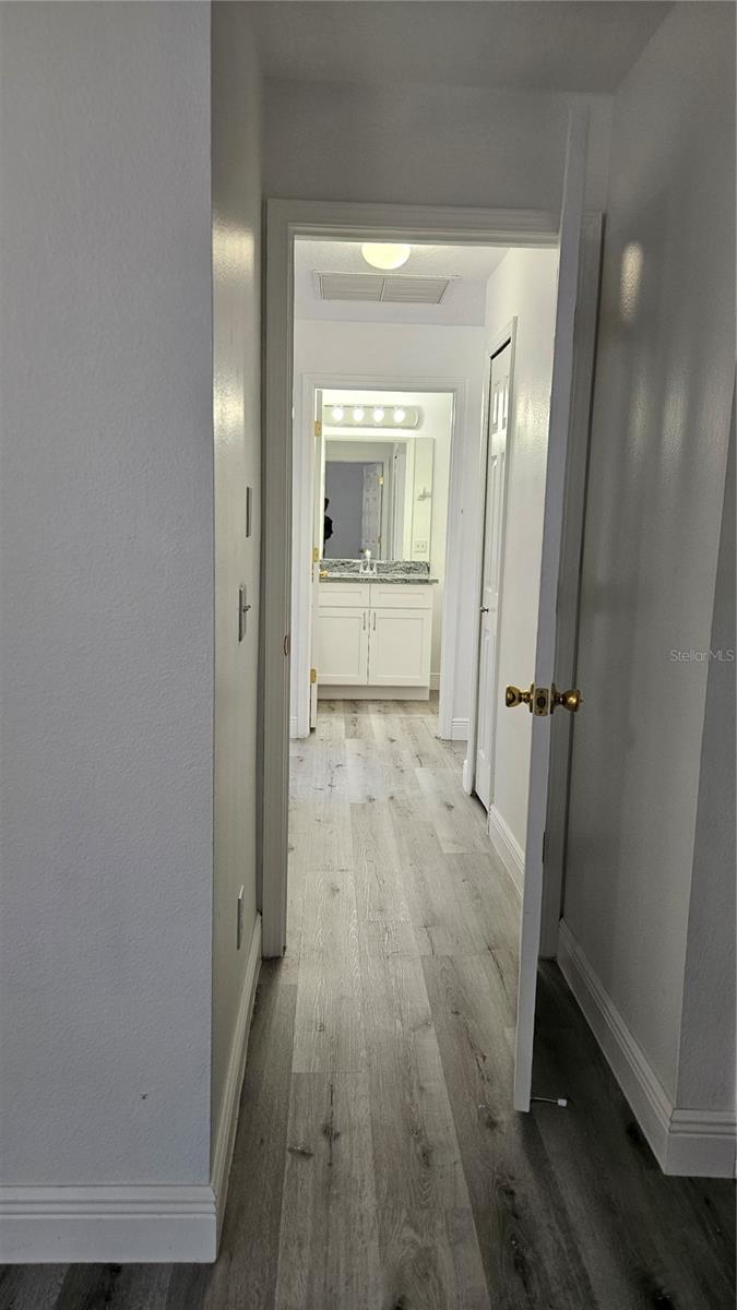 8725 N 13TH ST, TAMPA, FL, 33604