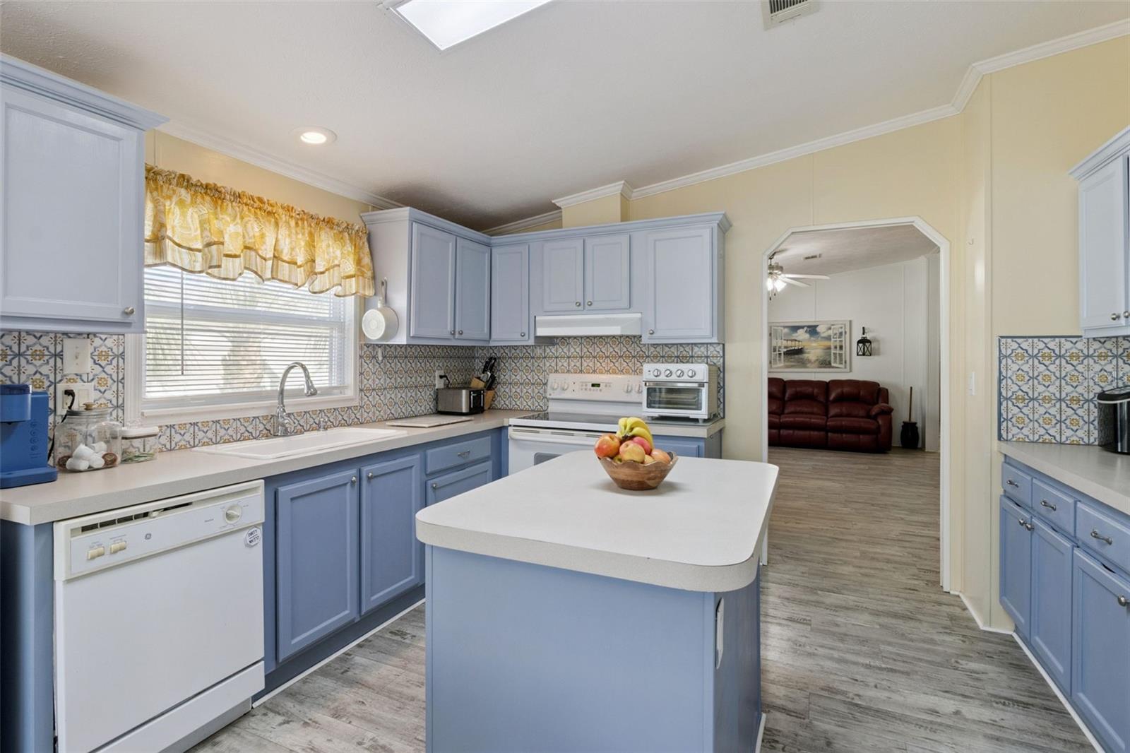3100 MARK LN, LAKE WALES, FL, 33898