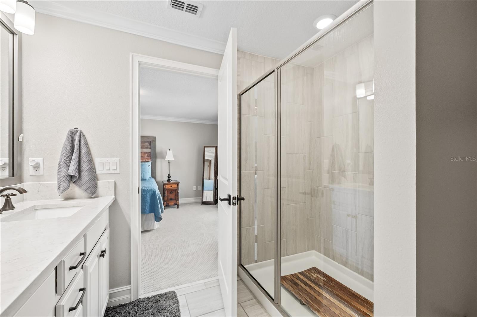 4931 W PAUL AVE #5, TAMPA, FL, 33611