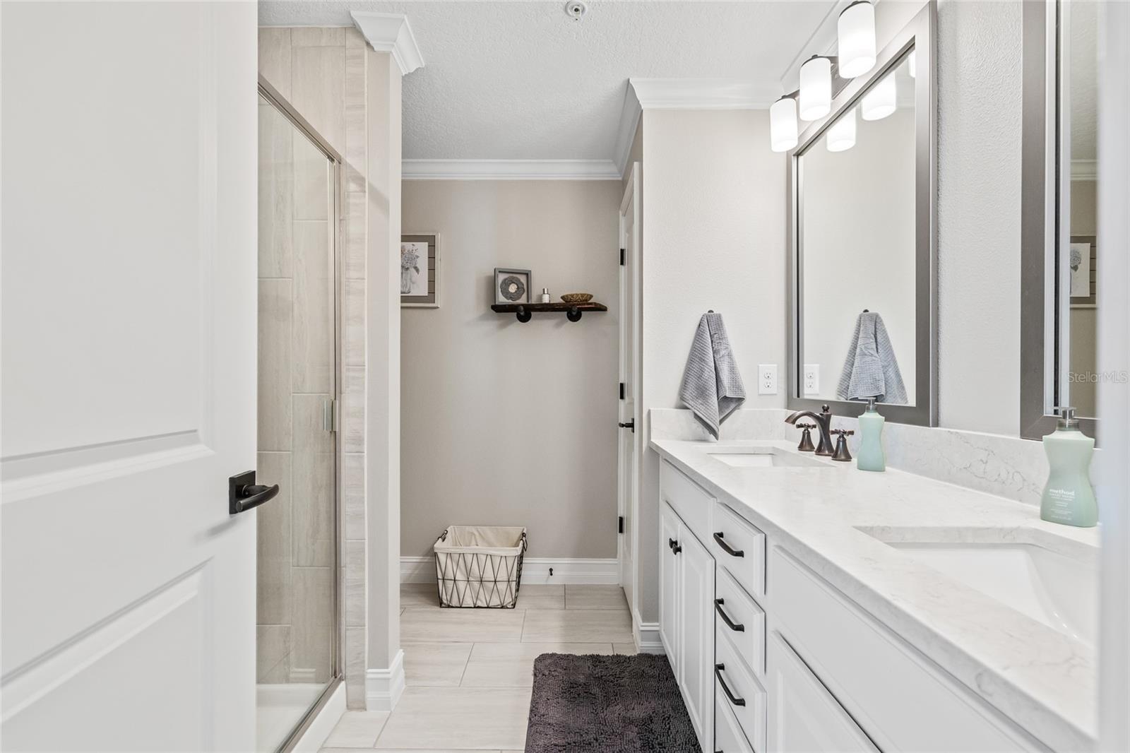 4931 W PAUL AVE #5, TAMPA, FL, 33611