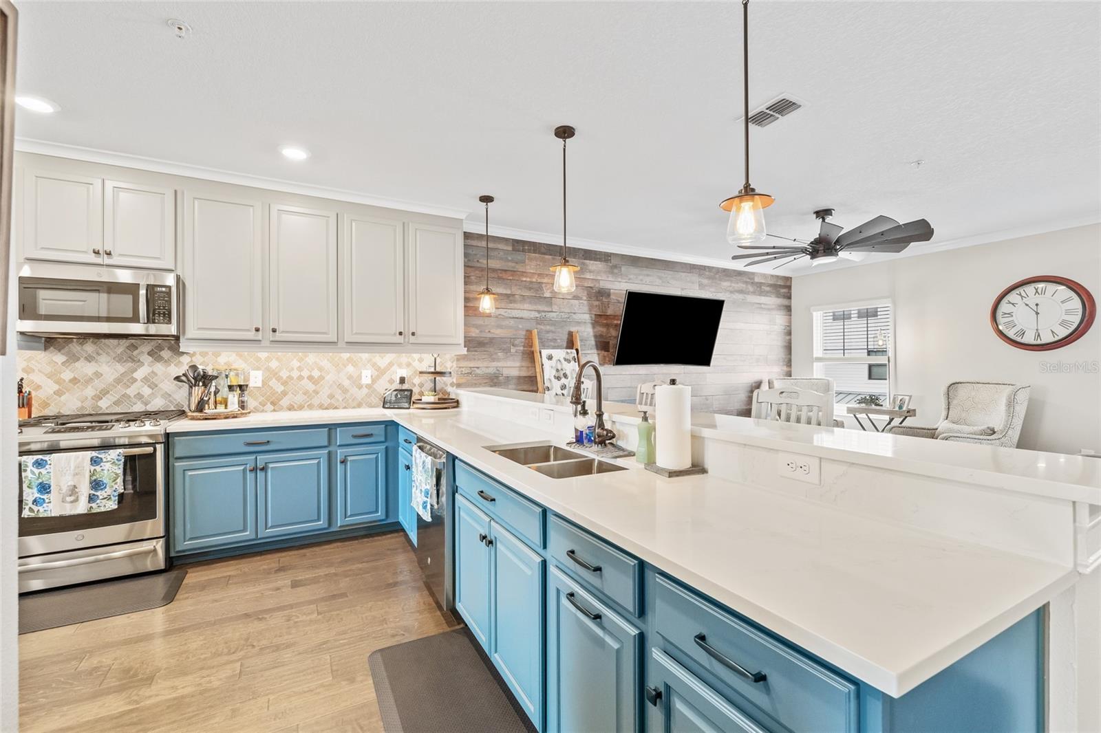 4931 W PAUL AVE #5, TAMPA, FL, 33611