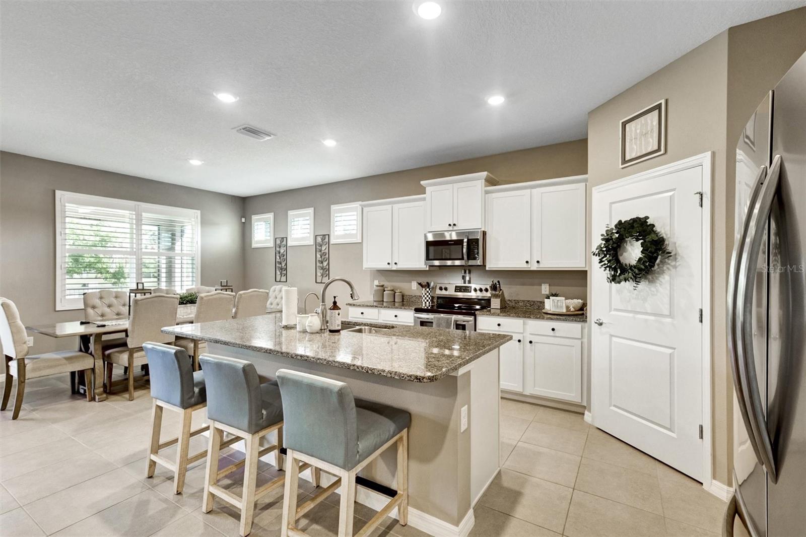 11925 CROSS VINE DR, RIVERVIEW, FL, 33579